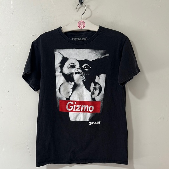 Gremlins Gizmo Black T-Shirt - Picture 1 of 2